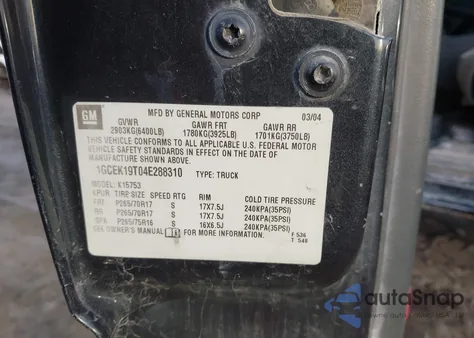 2004 Chevrolet Silverado 1500 Z71 z USA, uszkodzony, nr VIN 1GCEK19T04E288310